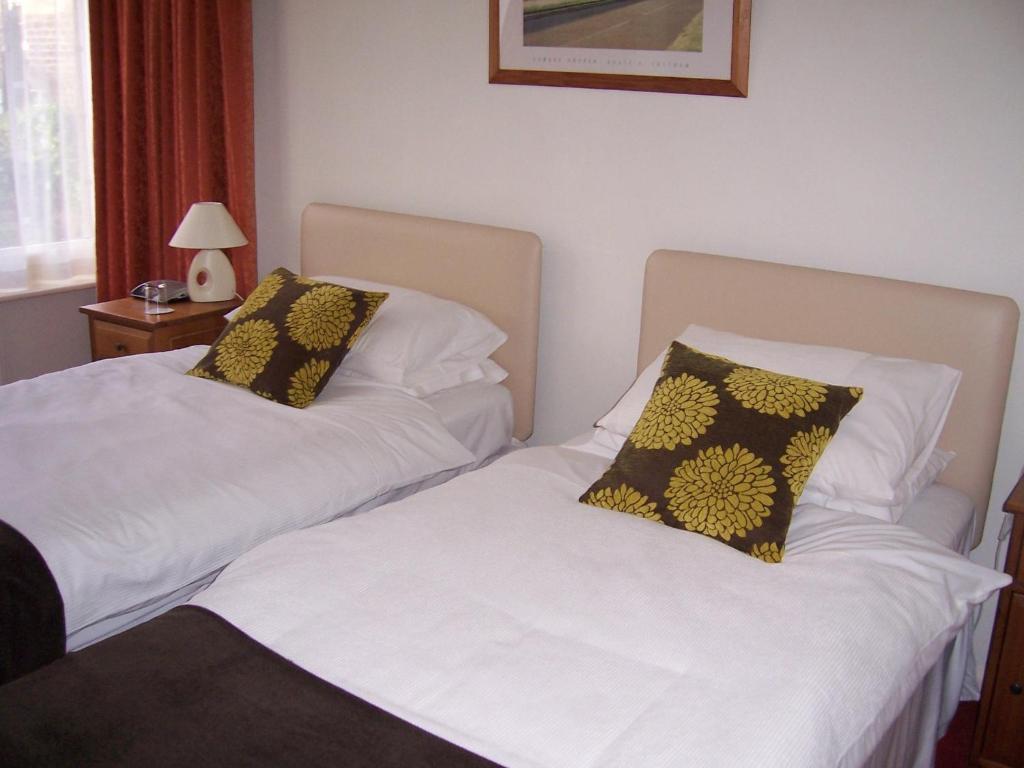 Spring Lodge Гаррогейт Номер фото