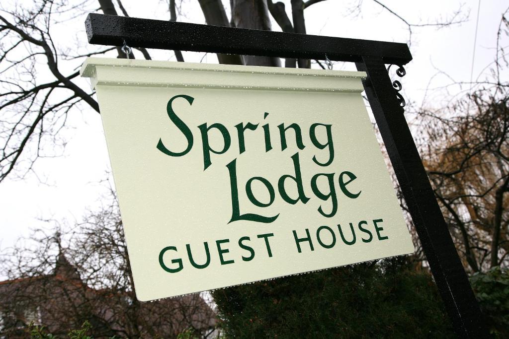 Spring Lodge Гаррогейт Екстер'єр фото